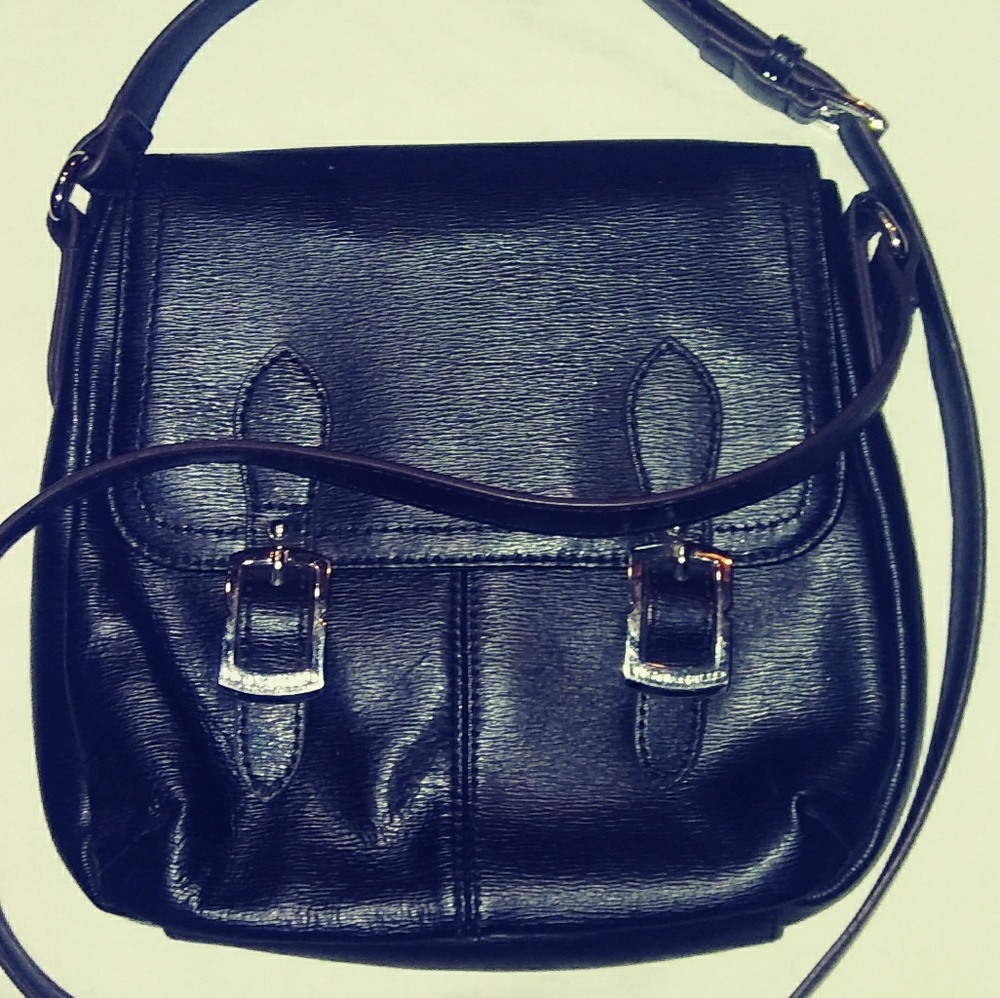 NEW! Tiganelo crossbody bag